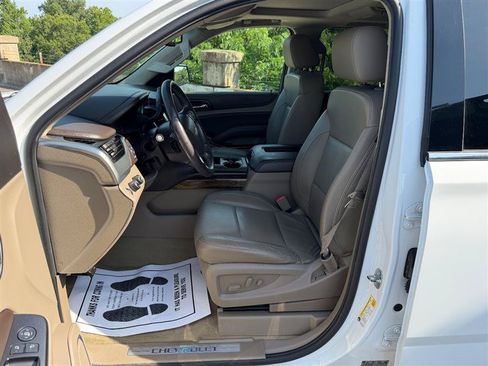 Used 2016 Chevrolet Suburban LT AWD/4WD image 30