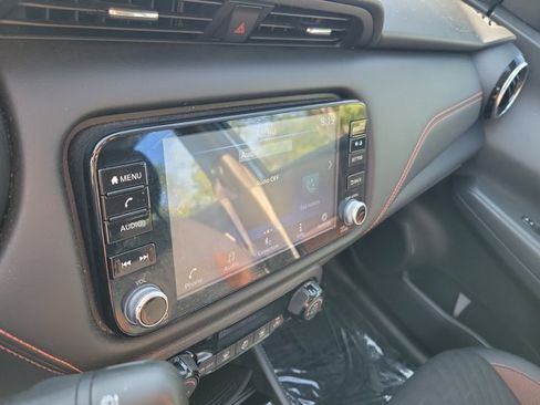 Used 2021 Nissan Kicks SR FWD image 28