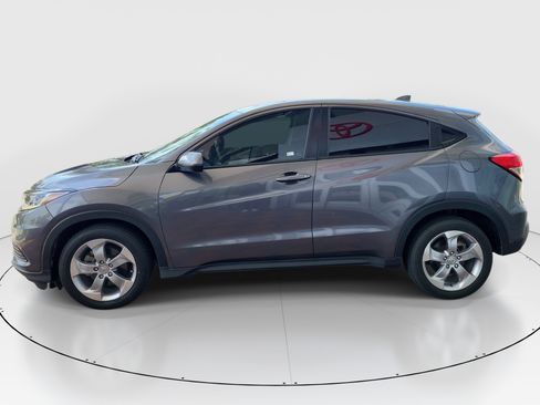 Used 2019 Honda HR-V LX image 4