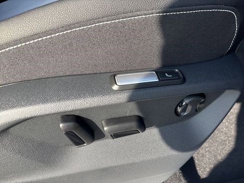 New 2026 Volkswagen Atlas Cross Sport SEL Premium R-Line image 20