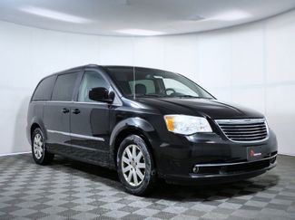 Used 2013 Chrysler Town & Country Touring video 1