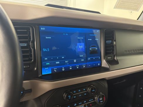 Certified 2023 Ford Bronco Wildtrak AWD/4WD image 22