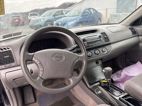 Used 2006 Toyota Camry LE image 12