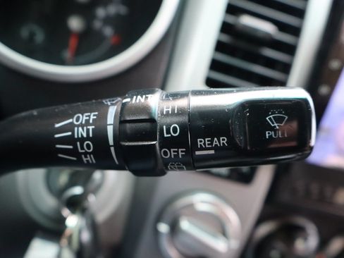 Used 2006 Toyota 4Runner SR5 AWD/4WD image 31