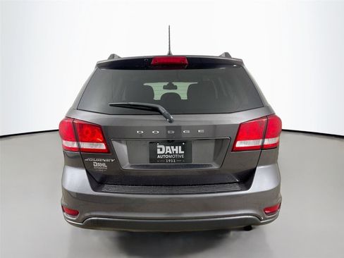 Used 2019 Dodge Journey SE w/ Premium Group image 12