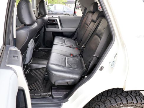 Used 2011 Toyota 4Runner SR5 w/ Convenience Pkg image 21