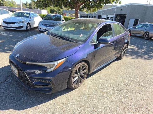 Used 2024 Toyota Corolla SE w/ SE Premium Package FWD image 1