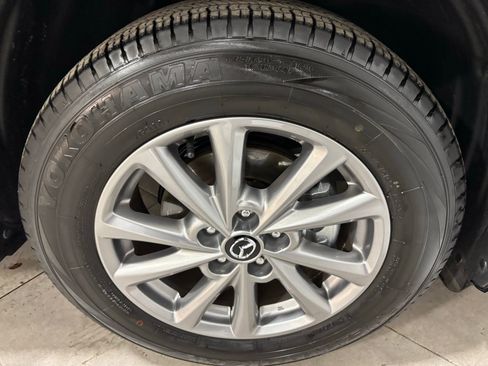 Certified 2025 MAZDA CX-5 AWD 2.5 S w/ Preferred Package image 9