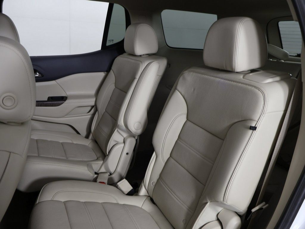 Used 2023 GMC Acadia Denali AWD/4WD image 37