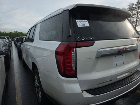 Used 2023 GMC Yukon XL Denali AWD/4WD image 4