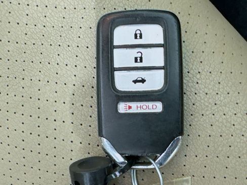 Used 2013 Honda Accord EX-L image 37