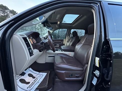 Used 2017 RAM 3500 Laramie Longhorn image 13