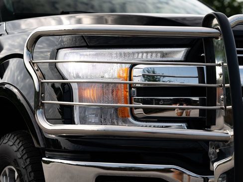 Used 2020 Ford F150 Lariat AWD/4WD image 10
