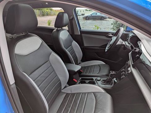 Certified 2023 Volkswagen Taos SEL AWD/4WD image 13