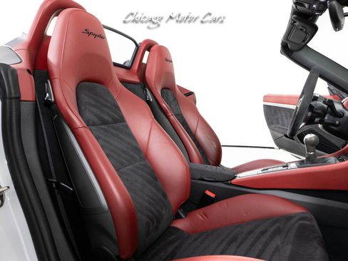 Used 2016 Porsche Boxster Spyder image 39