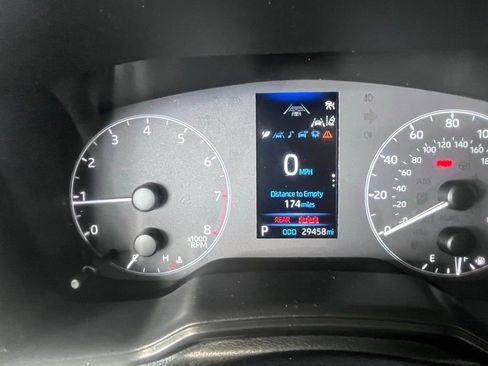 Used 2025 Toyota Corolla LE image 12