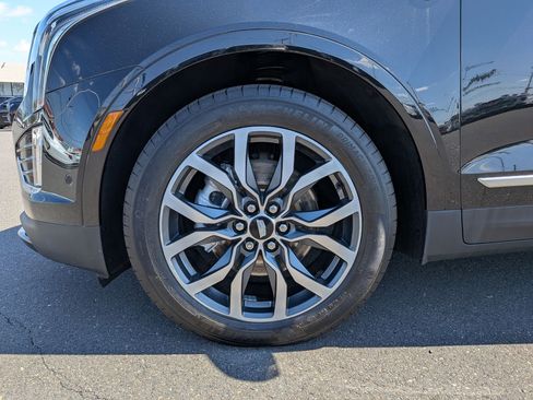 Certified 2021 Cadillac XT5 Sport AWD/4WD image 33