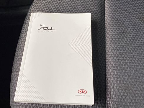Used 2021 Kia Soul LX image 33