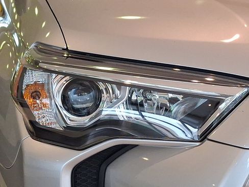 Certified 2021 Toyota 4Runner SR5 Premium image 10