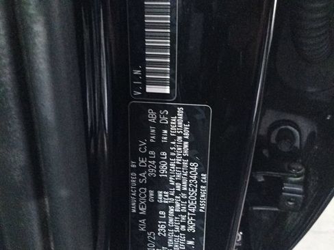 Used 2025 Kia K4 FWD image 26