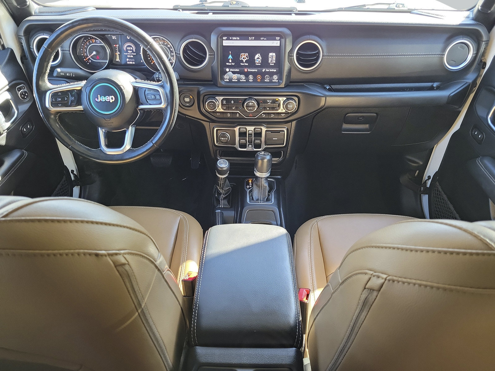 Used 2020 Jeep Wrangler Unlimited Sahara AWD/4WD image 10