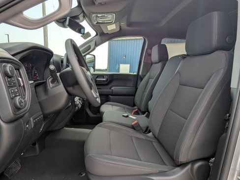 New 2026 Chevrolet Silverado 2500 Custom w/ Custom Value Package AWD/4WD image 8