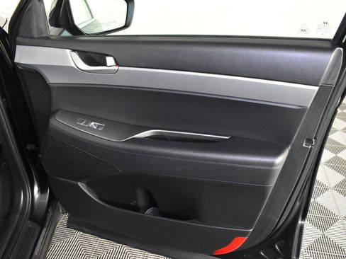 Used 2023 Hyundai Palisade SE image 40