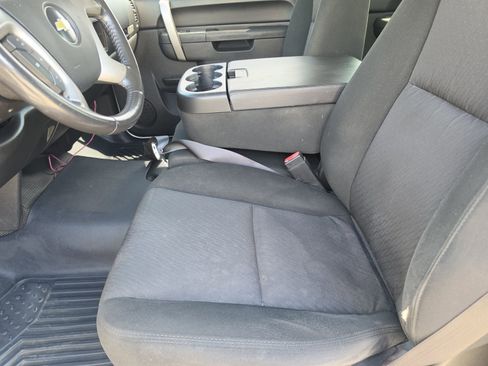 Used 2010 Chevrolet Silverado 1500 LT AWD/4WD image 13