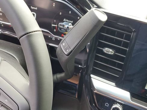 New 2025 GMC Sierra 2500 SLT w/ SLT Premium Package image 26