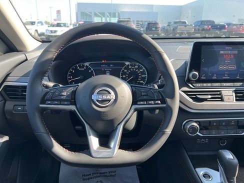 New 2025 Nissan Altima 2.5 SR image 8