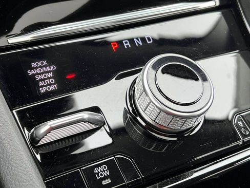 Used 2023 Jeep Grand Cherokee 4WD 4xe w/ Luxury Tech Group II image 26