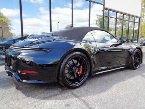 Used 2026 Porsche 911 Carrera 4 GTS AWD/4WD image 11