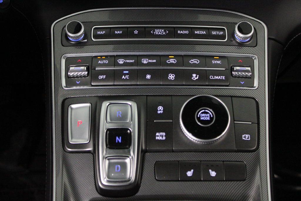 Certified 2023 Hyundai Santa Fe SEL w/ Premium Package FWD image 23
