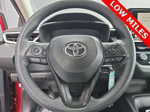 Used 2023 Toyota Corolla LE image 19