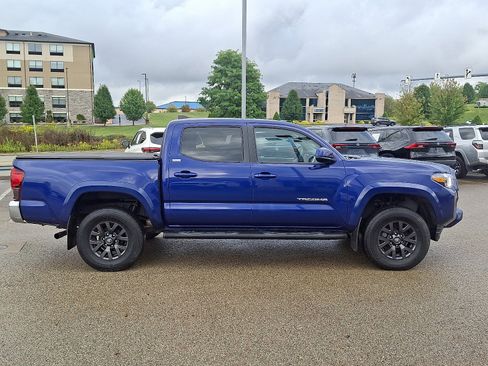 Certified 2023 Toyota Tacoma SR5 image 7