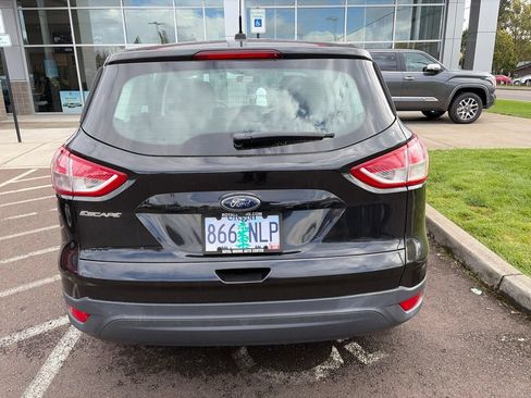 Used 2015 Ford Escape S FWD image 5