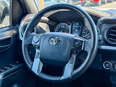 Used 2023 Toyota Tacoma TRD Off-Road w/ Black Out Package (TMS) AWD/4WD image 14