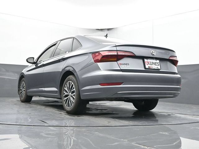 Used 2019 Volkswagen Jetta SE w/ Cold Weather Package FWD image 47