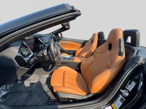Used 2022 BMW Z4 M40i w/ Premium Package RWD image 9