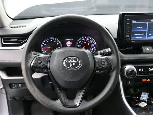 Used 2020 Toyota RAV4 XLE image 20