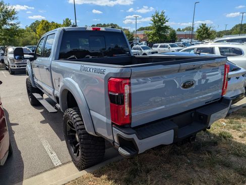 Used 2025 Ford F250 Lariat w/ Lariat Ultimate Package AWD/4WD image 4