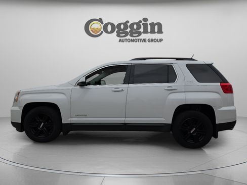 Used 2016 GMC Terrain SLE w/ Convenience Package image 2