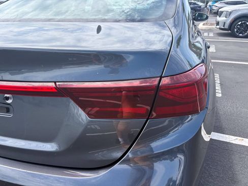 Certified 2021 Kia Forte Sedan FWD image 11