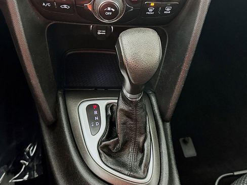 Used 2016 Dodge Dart SXT image 21