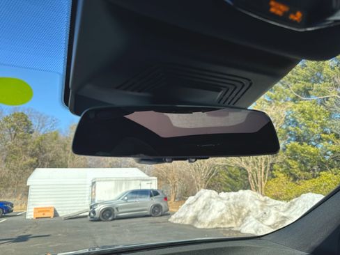 New 2026 BMW iX xDrive60 image 15