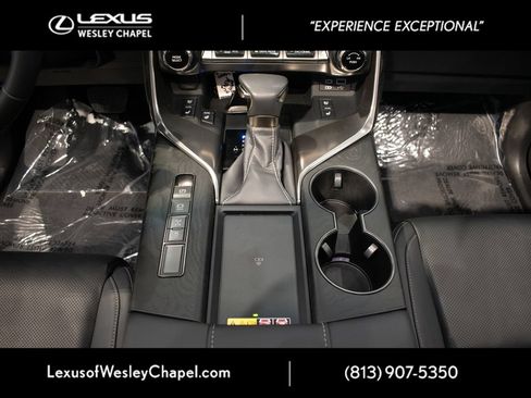 Used 2024 Lexus LX 600 4WD w/ Appearance Package image 25