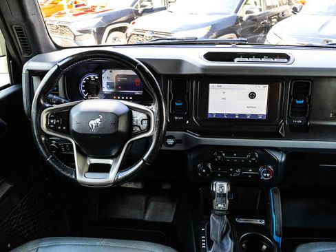 Used 2021 Ford Bronco Black Diamond image 30