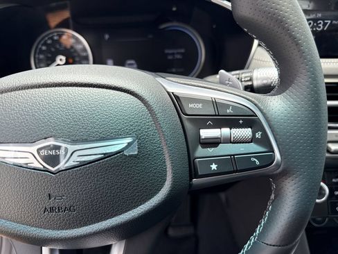 Used 2026 Genesis G70 2.5T Prestige RWD image 14
