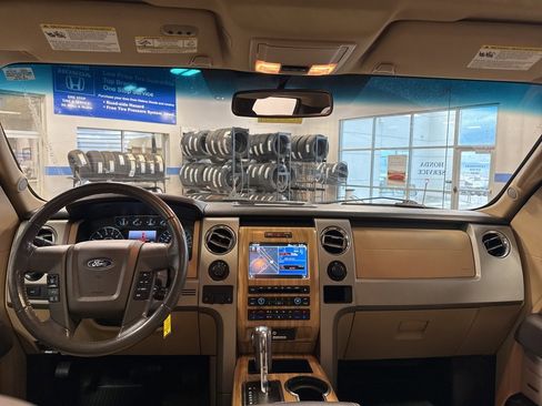 Used 2011 Ford F150 Lariat w/ Lariat Plus Pkg image 9