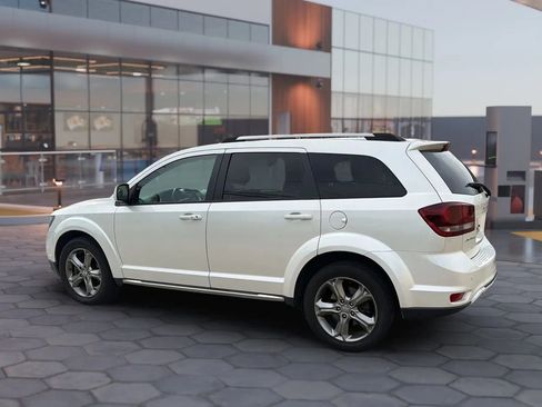 Used 2017 Dodge Journey Crossroad w/ Popular Equipment Group image 8